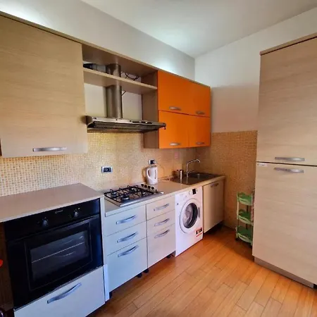 Domus 905 - Tiburtina Πανσιόν *